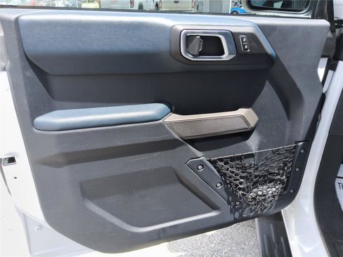 Certified 2023 Ford Bronco Outer Banks AWD/4WD image 13