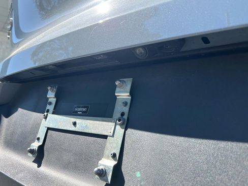 Used 2023 Volvo XC40 B5 Plus w/ Protection Package Premier image 44