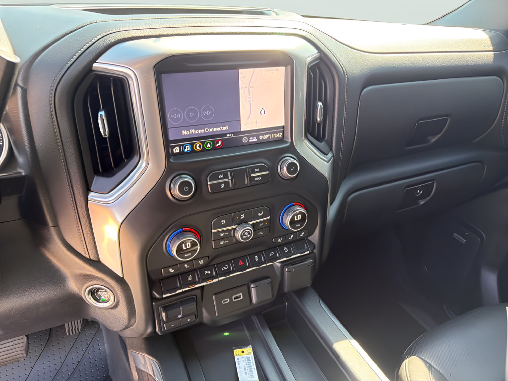 Used 2020 Chevrolet Silverado 2500 LTZ w/ LTZ Premium Package AWD/4WD image 24