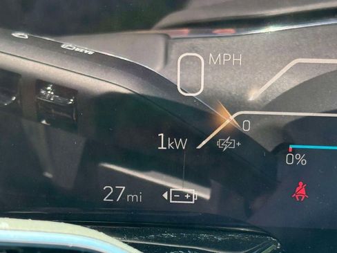 New 2025 Cadillac Escalade IQ Luxury 1 AWD/4WD image 4