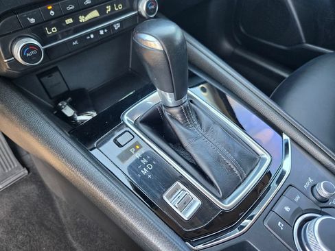Used 2020 MAZDA CX-5 Touring FWD image 18