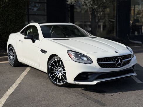 Used 2019 Mercedes-Benz SLC 300 image 7