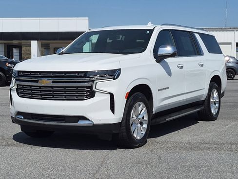 Used 2023 Chevrolet Suburban Premier AWD/4WD image 1