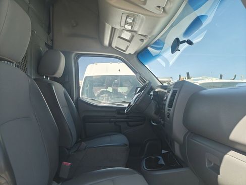 Used 2013 Nissan NV 3500 SV w/ Side Curtain Airbag Pkg image 12