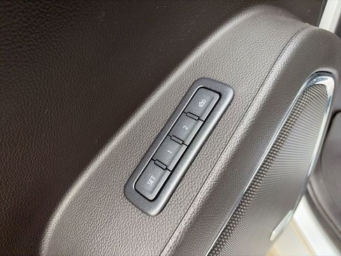 Used 2018 GMC Yukon Denali w/ Denali Ultimate Package AWD/4WD image 60