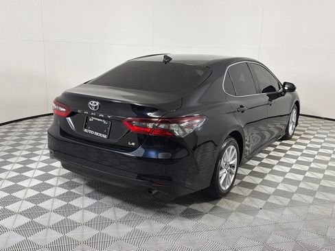 Used 2023 Toyota Camry LE FWD image 5