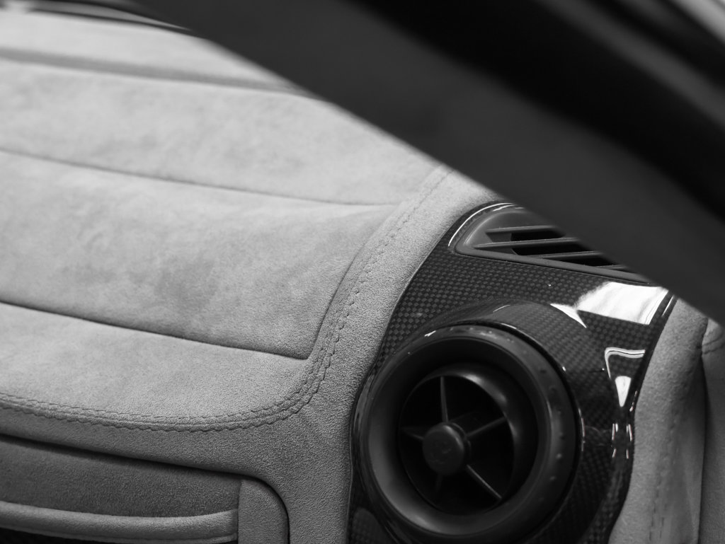 Used 2009 Ferrari F430 Scuderia RWD image 26