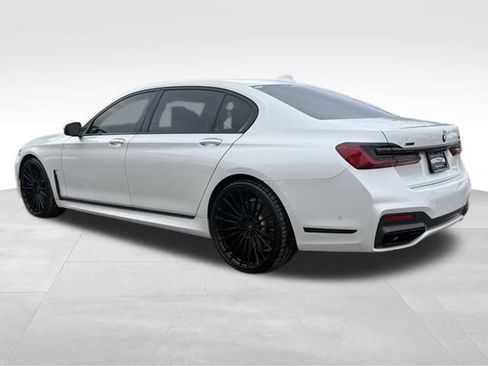 Used 2022 BMW 750i xDrive w/ Autobahn Package image 5