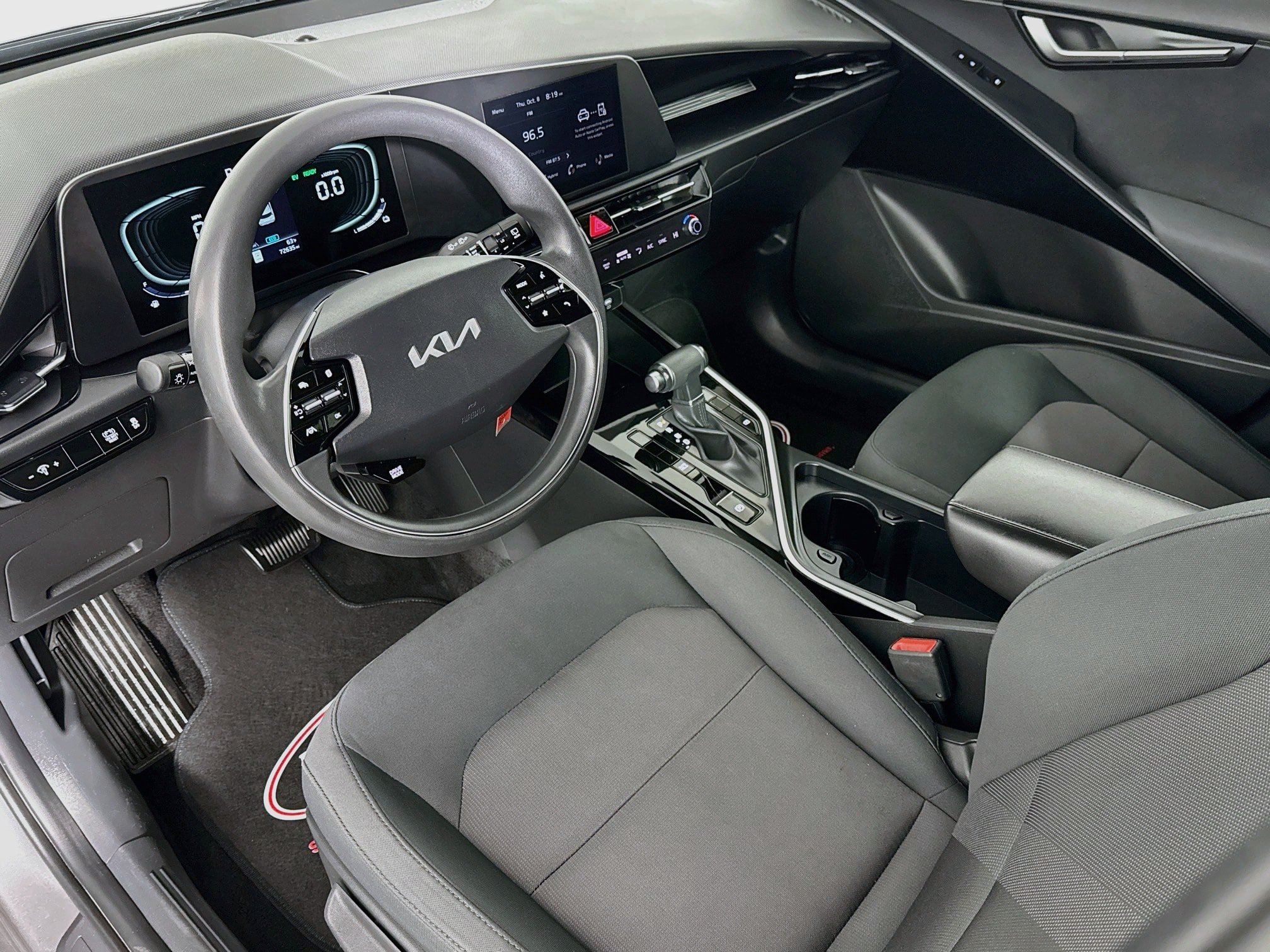 Used 2023 Kia Niro LX FWD image 8