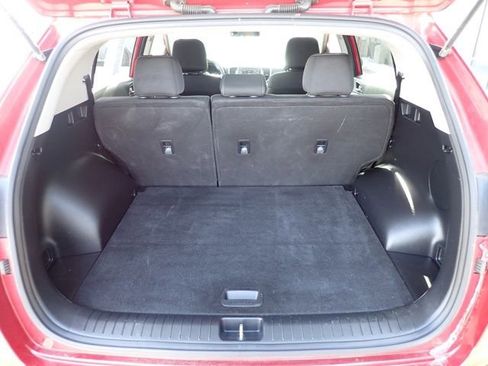 Used 2019 Kia Sportage LX image 6