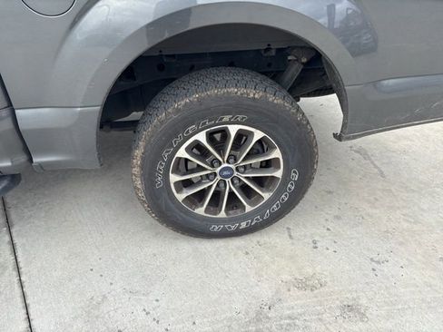 Used 2018 Ford F150 XL w/ Equipment Group 101A Mid image 6