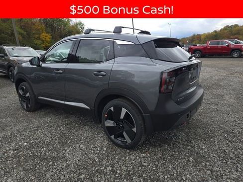 New 2026 Nissan Kicks SR w/ Cold Weather Package image 3