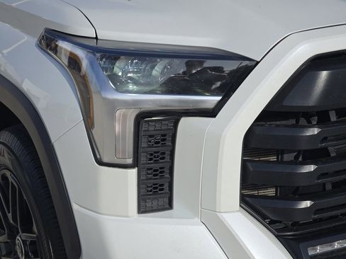 Used 2024 Toyota Tundra Limited AWD/4WD image 9