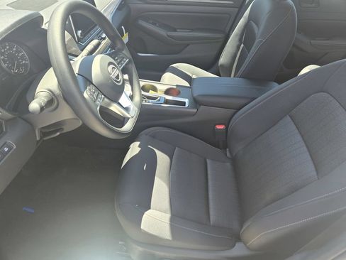 New 2026 Nissan Altima 2.5 SV FWD image 9