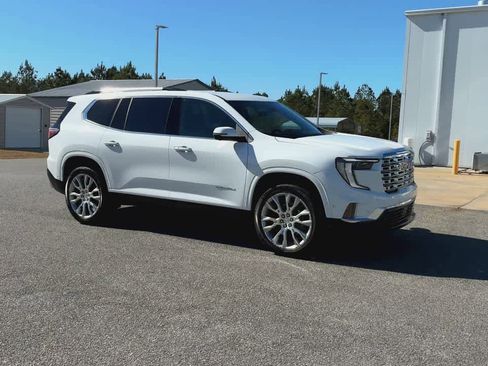 New 2026 GMC Acadia Denali w/ Super Cruise Package FWD image 2