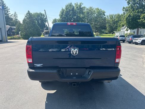 Used 2019 RAM 1500 Tradesman RWD image 4