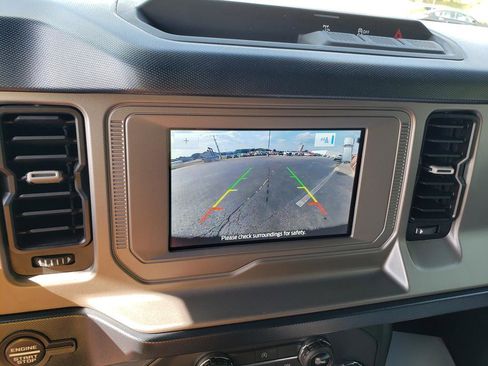 Used 2021 Ford Bronco Outer Banks image 24