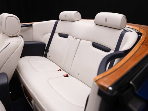 Used 2010 Rolls-Royce Phantom Drophead Coupe image 62