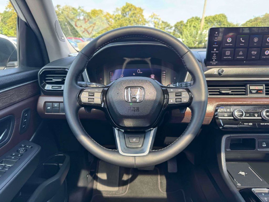 Used 2026 Honda Pilot Elite image 22
