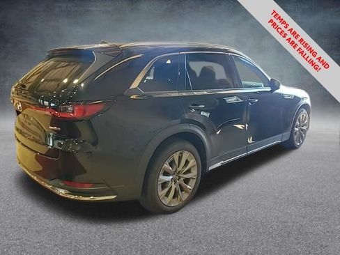 Used 2025 MAZDA CX-90 3.3 Turbo w/ Premium Plus Pkg image 16