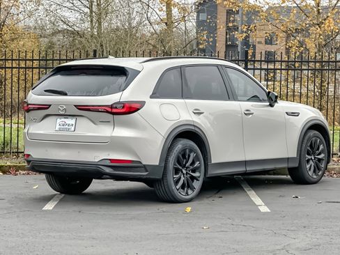 Certified 2025 MAZDA CX-90 Plug-In Hybrid w/Premium Sport image 4
