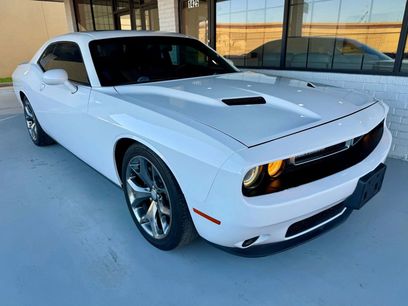 Used 2016 Dodge Challenger SXT