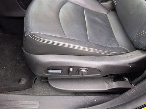 Used 2019 GMC Terrain SLT w/ Preferred Package image 22