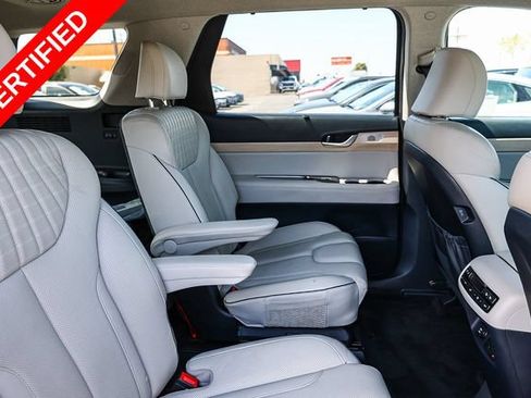 Certified 2023 Hyundai Palisade Limited FWD image 19