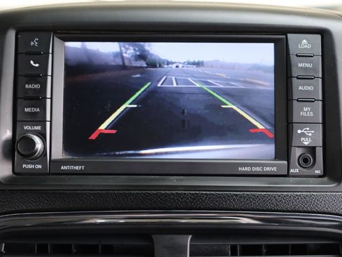 Used 2017 Dodge Grand Caravan SXT FWD image 31