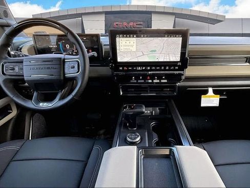 New 2026 GMC Hummer EV 4x4 Crew Cab image 6