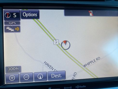 Used 2019 Toyota Highlander SE image 17