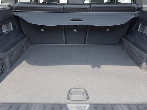 Certified 2025 Mercedes-Benz GLB 250 image 28