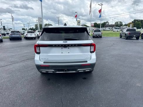 Certified 2025 Ford Explorer Active w/ Active Comfort Package AWD/4WD image 4