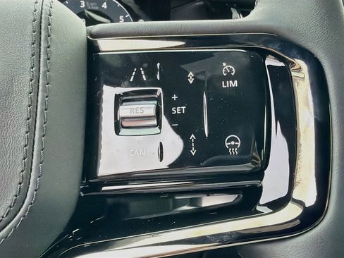New 2026 Land Rover Range Rover Velar Belgravia AWD/4WD image 38