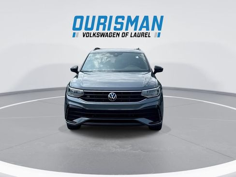 Used 2022 Volkswagen Tiguan SE R-Line FWD image 3