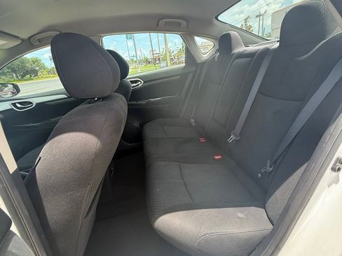 Used 2014 Nissan Sentra SR image 6