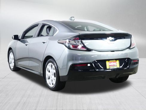 Used 2017 Chevrolet Volt Premier w/ Driver Confidence II Package FWD image 5