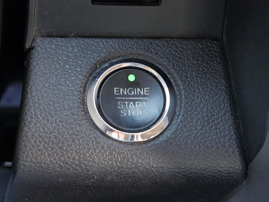 Used 2016 Ford F150 Lariat w/ Equipment Group 502A Luxury AWD/4WD image 38
