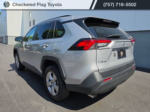 Used 2025 Toyota RAV4 XLE AWD/4WD image 3