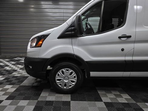 Used 2024 Ford Transit 250 Low Roof w/ Exterior Upgrade Package RWD image 31