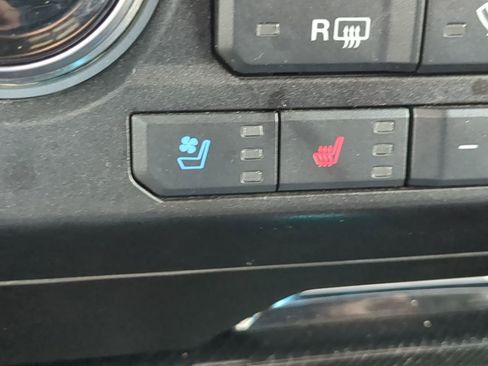 Used 2021 Ford F450 Platinum w/ FX4 Off-Road Package image 22