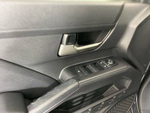 Used 2024 Toyota Tacoma TRD Off-Road image 12