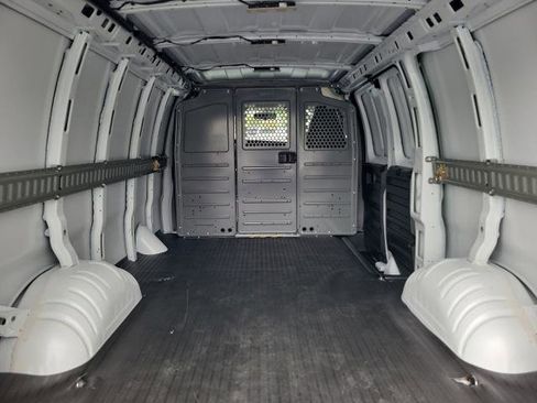 New 2025 Chevrolet Express 2500 w/ Driver Convenience Package image 5