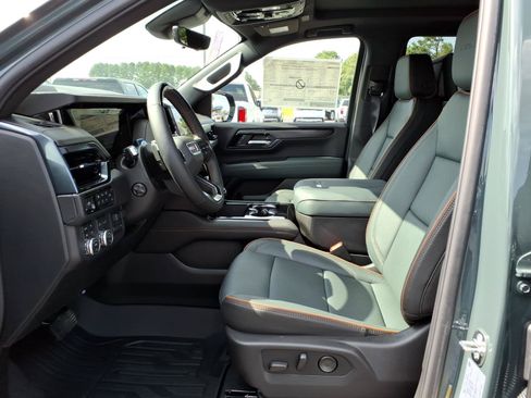New 2026 GMC Yukon AT4 w/ AT4 Premium Plus Package AWD/4WD image 20