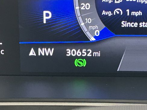 Used 2024 Volkswagen Tiguan SE image 24