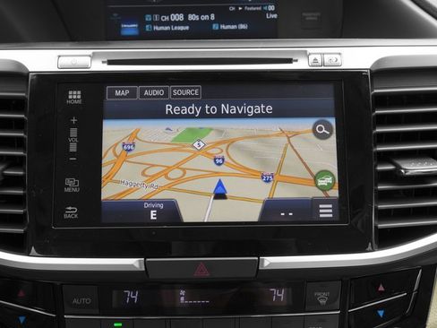 Used 2016 Honda Accord Touring image 16