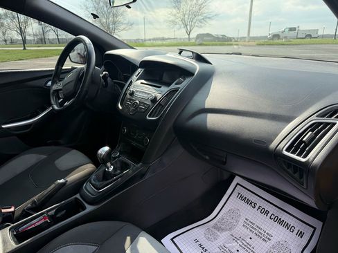 Used 2016 Ford Focus ST image 14