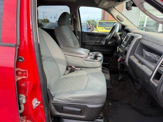 Used 2014 RAM 2500 Tradesman w/ Chrome Appearance Group AWD/4WD image 16