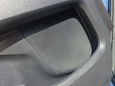 Certified 2018 Ford Explorer XLT w/ Equipment Group 202A image 55