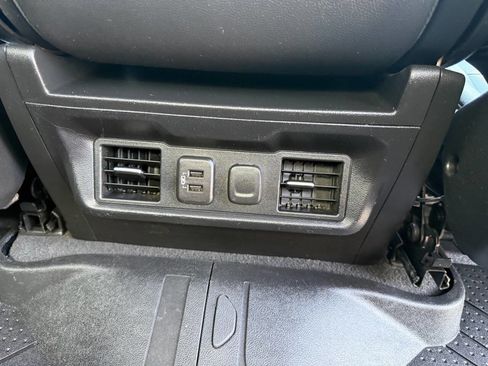 Used 2022 Chevrolet Silverado 2500 LTZ w/ Safety Package AWD/4WD image 33